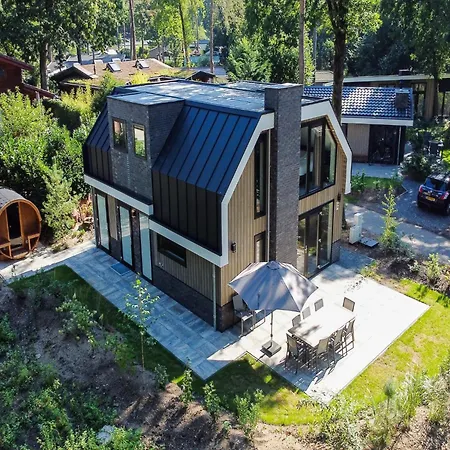 Дом отдыха Family In Forest Park, Cleaning Included *